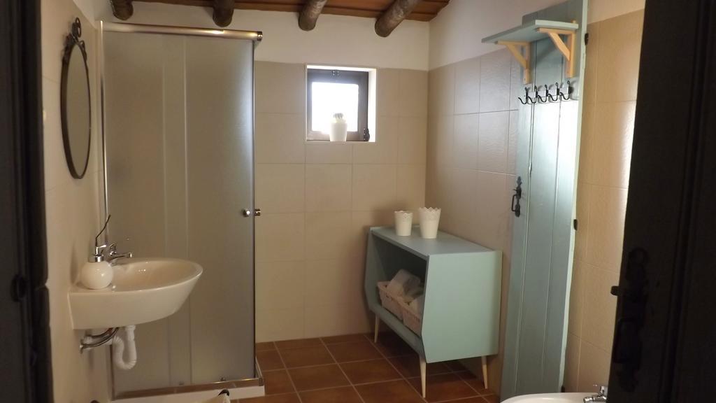 Casa Dos Vizinhos - Casas De Taipa Villa Sao Pedro do Corval Ngoại thất bức ảnh