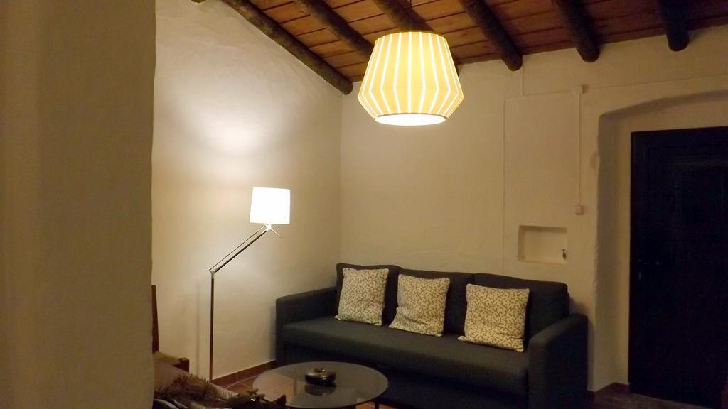 Casa Dos Vizinhos - Casas De Taipa Villa Sao Pedro do Corval Ngoại thất bức ảnh