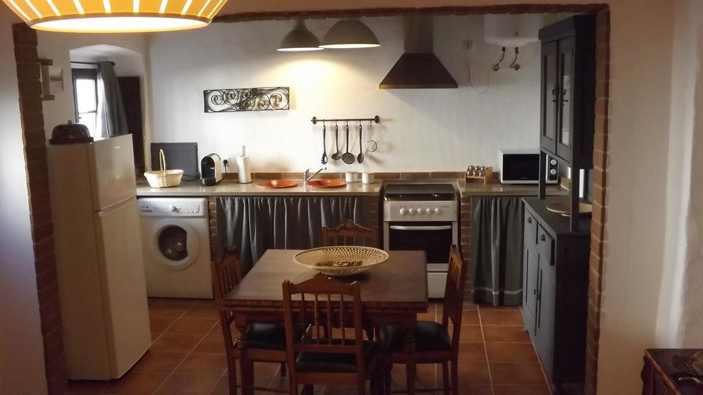 Casa Dos Vizinhos - Casas De Taipa Villa Sao Pedro do Corval Ngoại thất bức ảnh